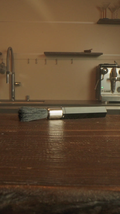 NYTE Cleaning Brush